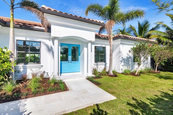 Property Photo:  107 Gregory Place  FL 33405 