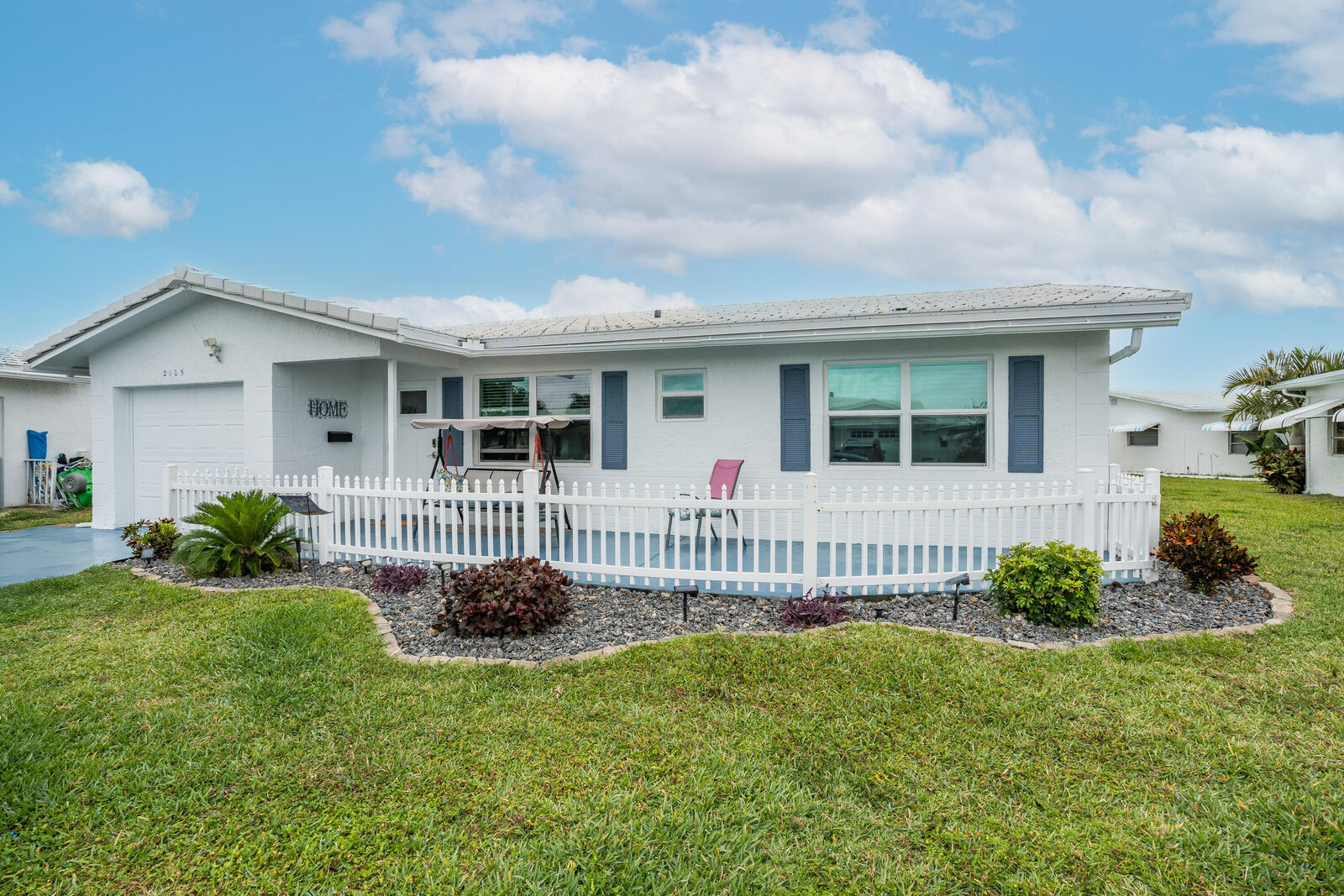 Property Photo: 2105 Alfred Drive Drive SW FL 33426