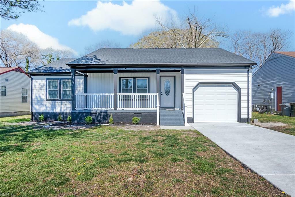 Property Photo: 4 Langille Court VA 23663