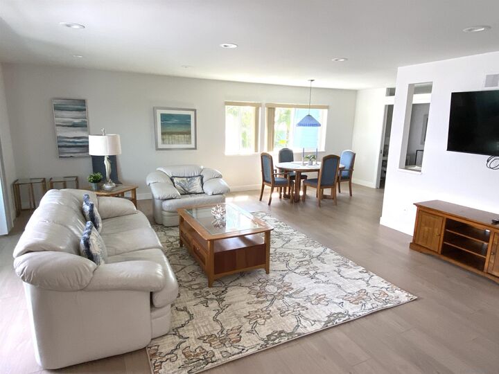 Property Photo:  16 Montego Court  CA 92118 