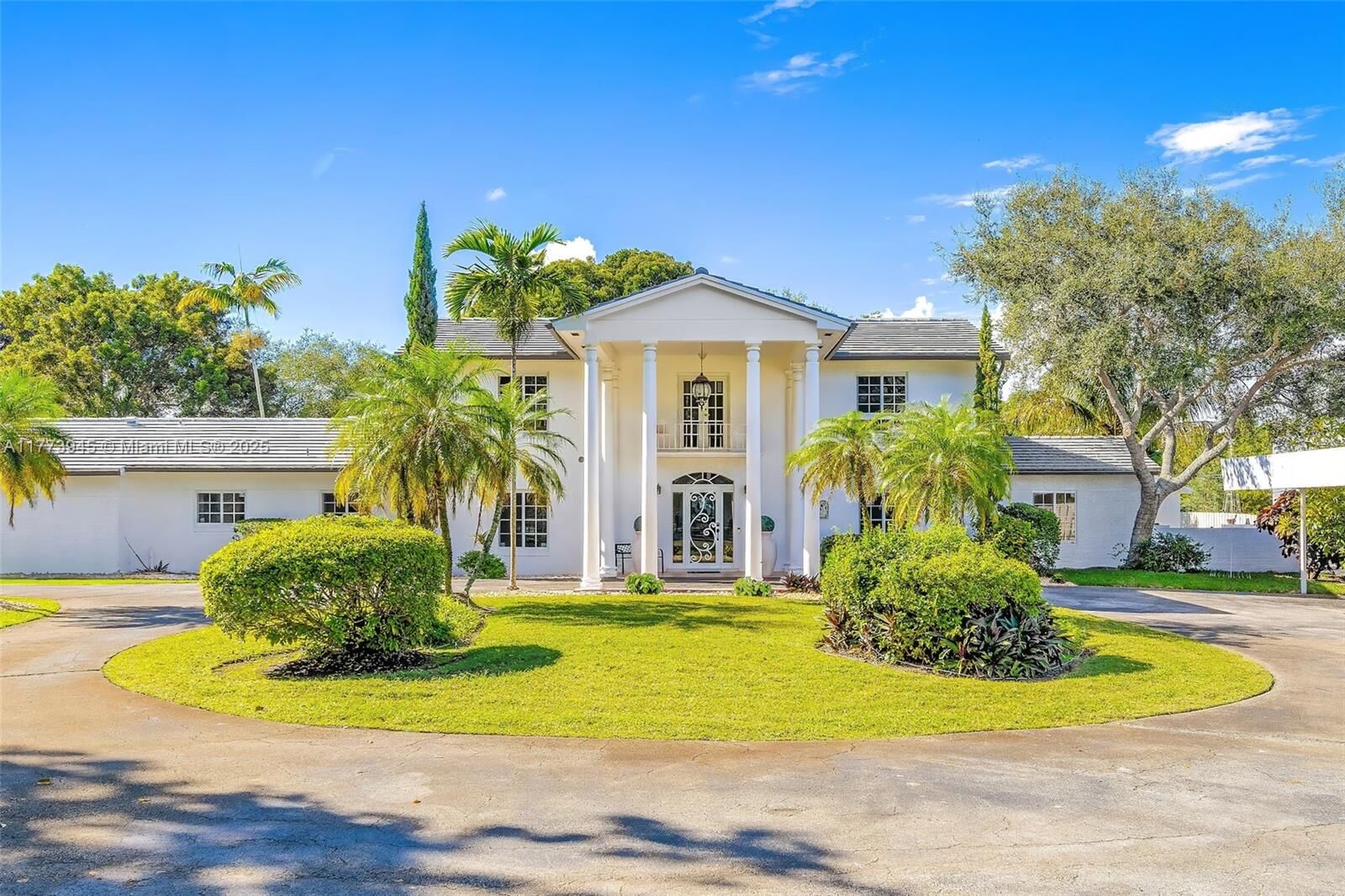 Property Photo: 13000 Old Cutler Rd FL 33156