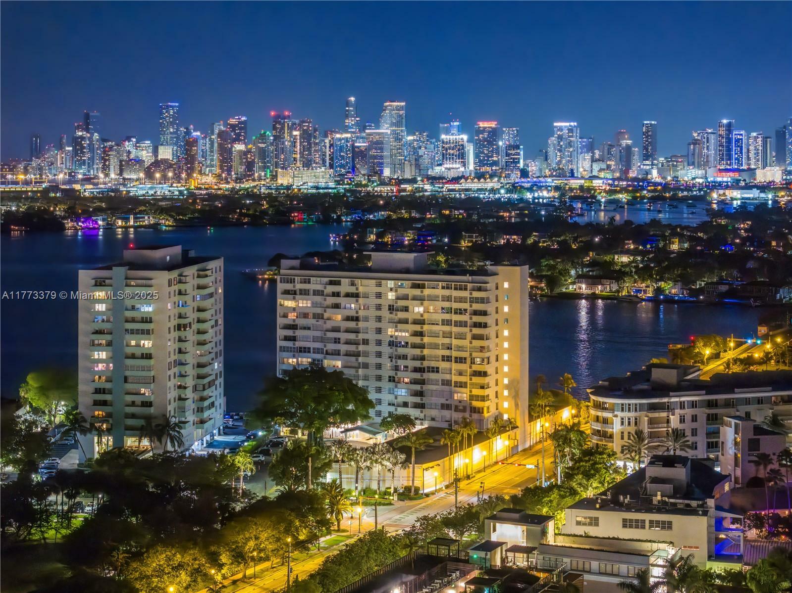 Property Photo:  3 Island Ave 08G  FL 33139 