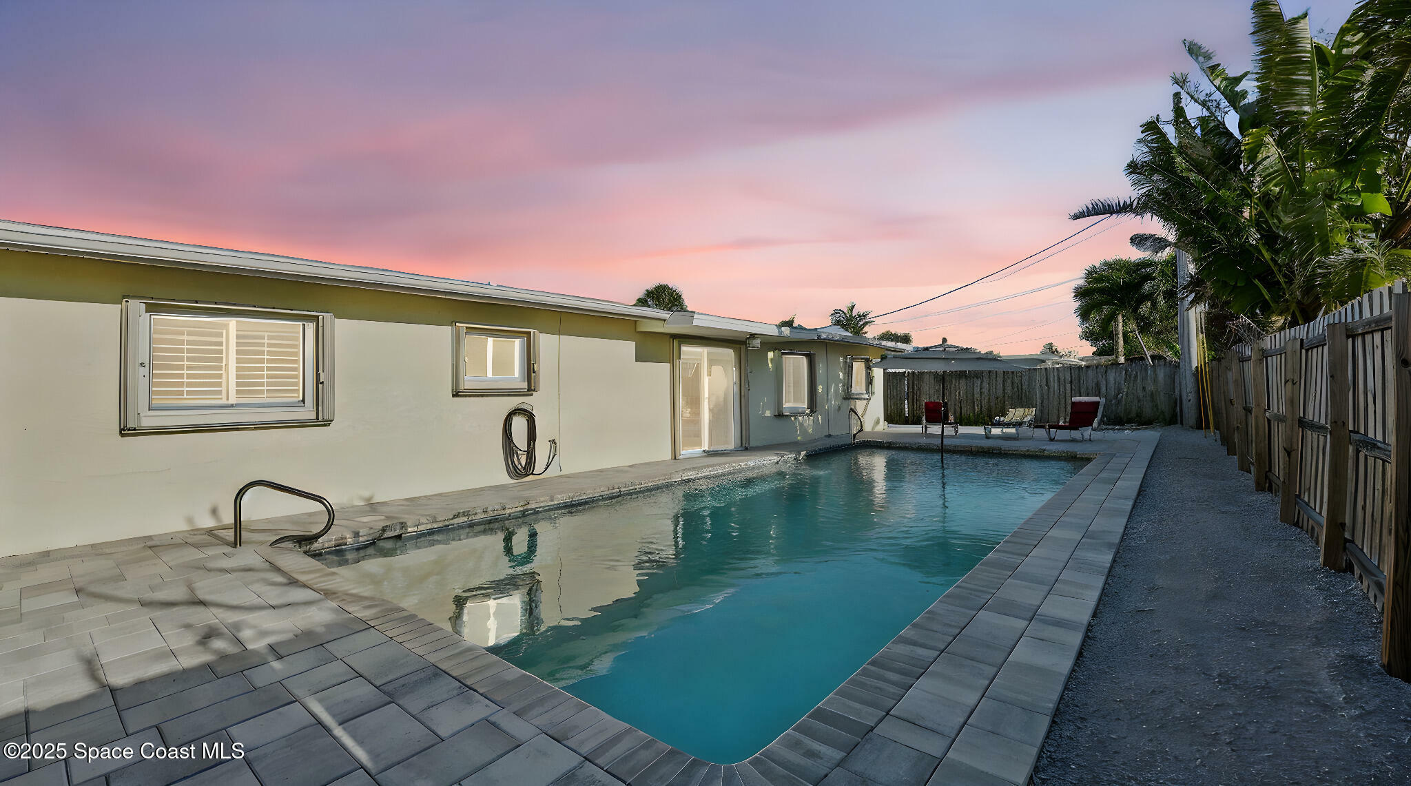 Property Photo:  1806 Bel Court Court  FL 32903 