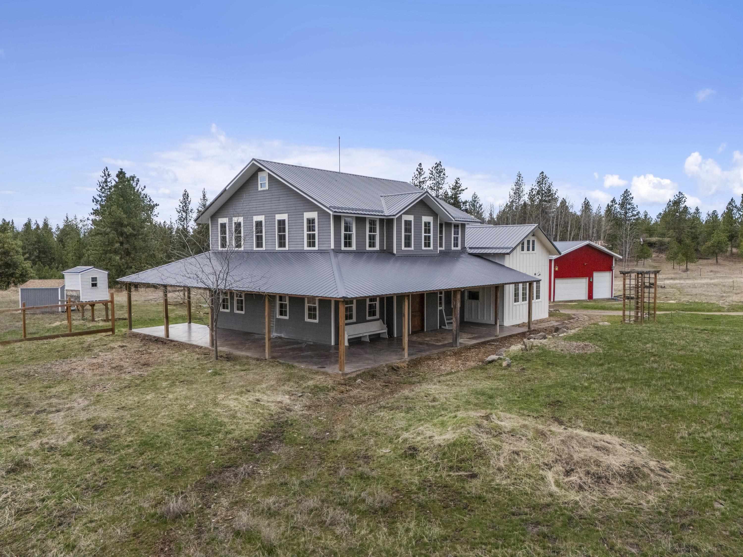 Property Photo: 14323 W Pine Bluff Rd WA 99026