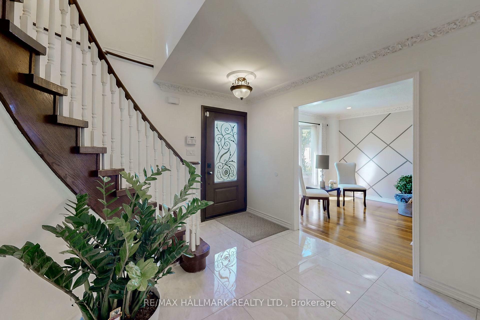 Property Photo: 127 O'Connor Crescent ON L4C 7R7