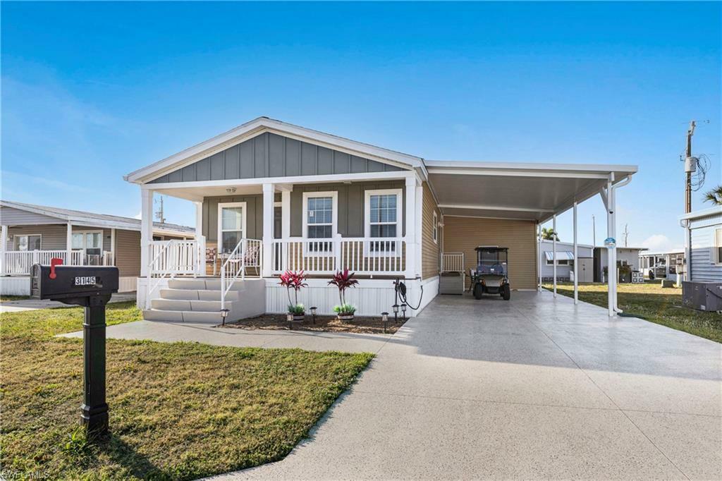 Property Photo: 3145 Venus Ln FL 33903
