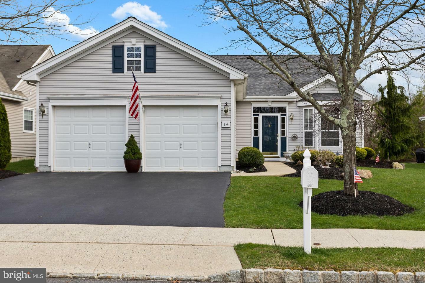 Property Photo: 44 Fitzgerald Lane NJ 08022
