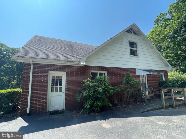 Property Photo: 15507 Ivy Court SW MD 21502