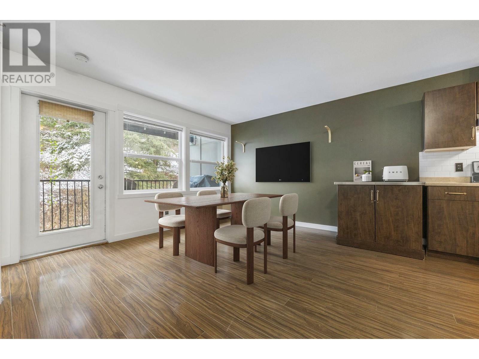Property Photo: 1483 Glenmore Road North 309 BC V1V 2C5