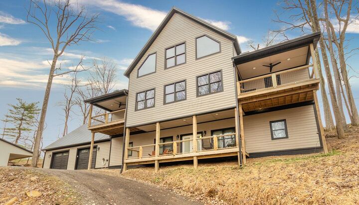 Property Photo: 670 Natchez Lane OH 43155