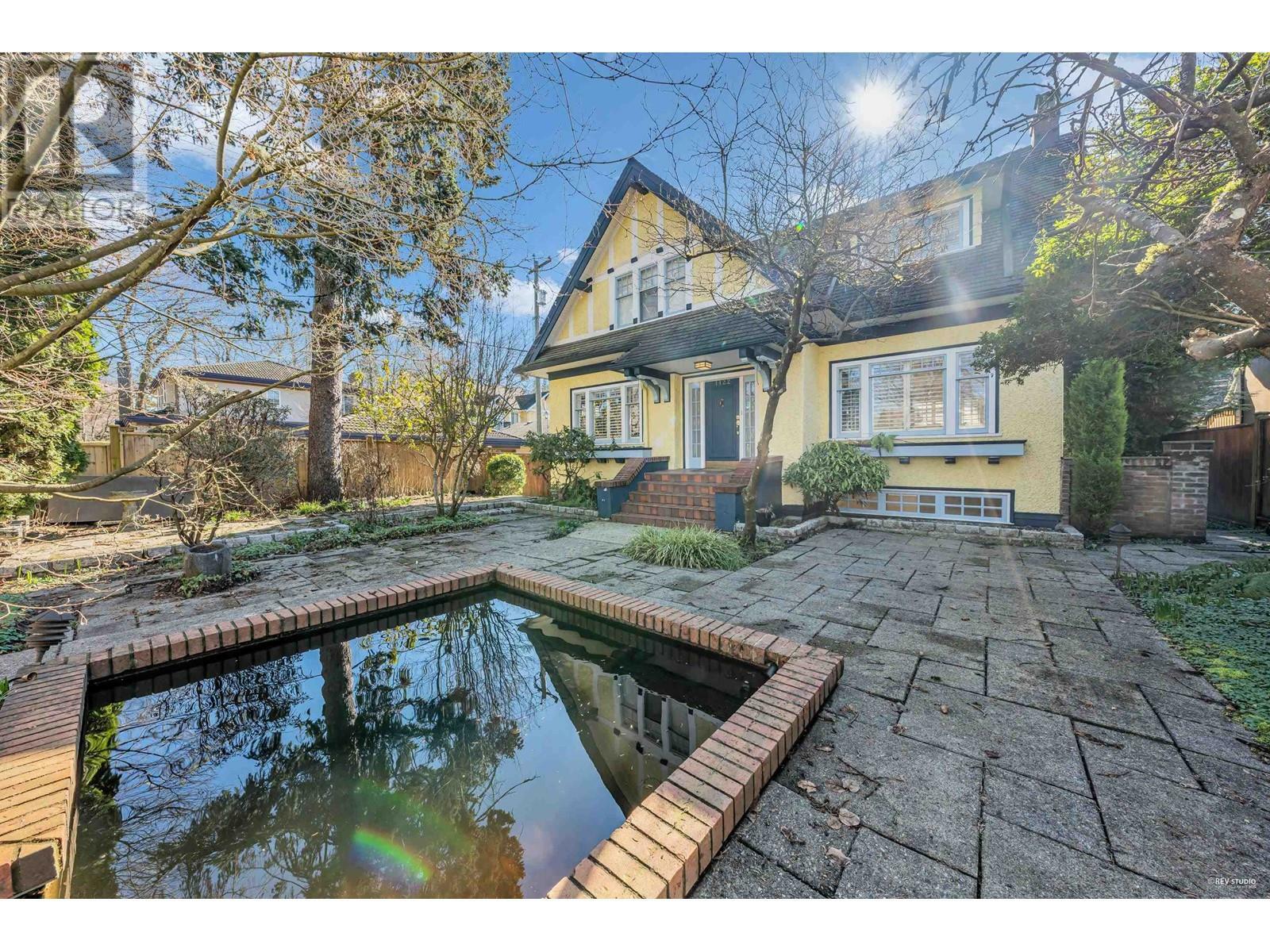 Property Photo: 1122 West 27th Avenue BC V6H 2B8