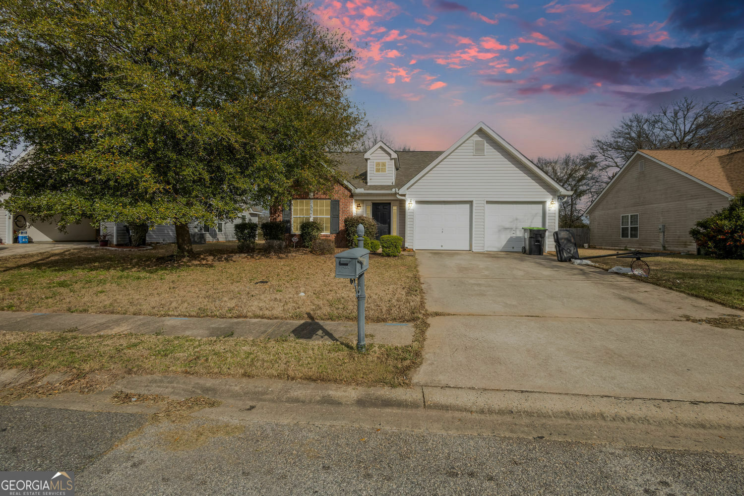 Property Photo: 118 Covington Cove GA 31008