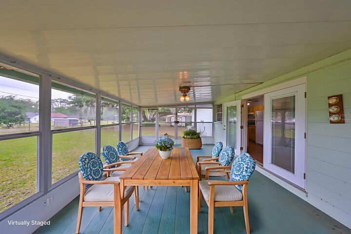Property Photo:  9210 Lehall Square W  FL 33810 