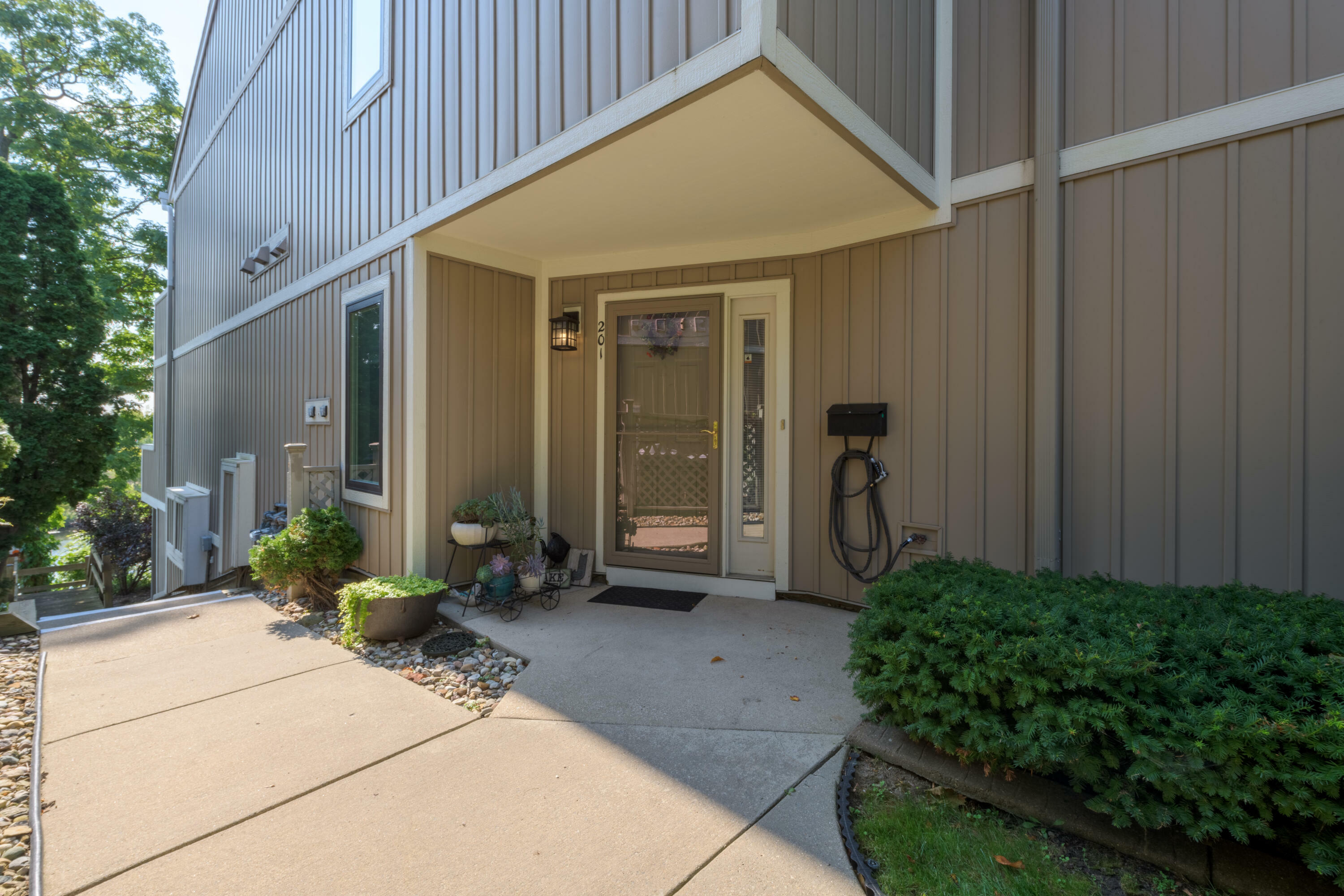 Property Photo: 201 Wayne Street MI 49085