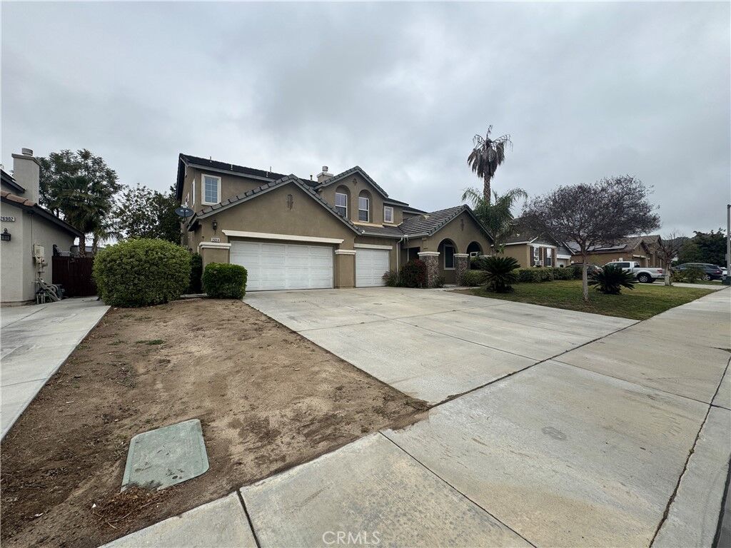 Property Photo:  26914 Honors Way  CA 92555 