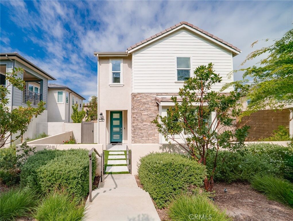 Property Photo: 130 Chorus CA 92618