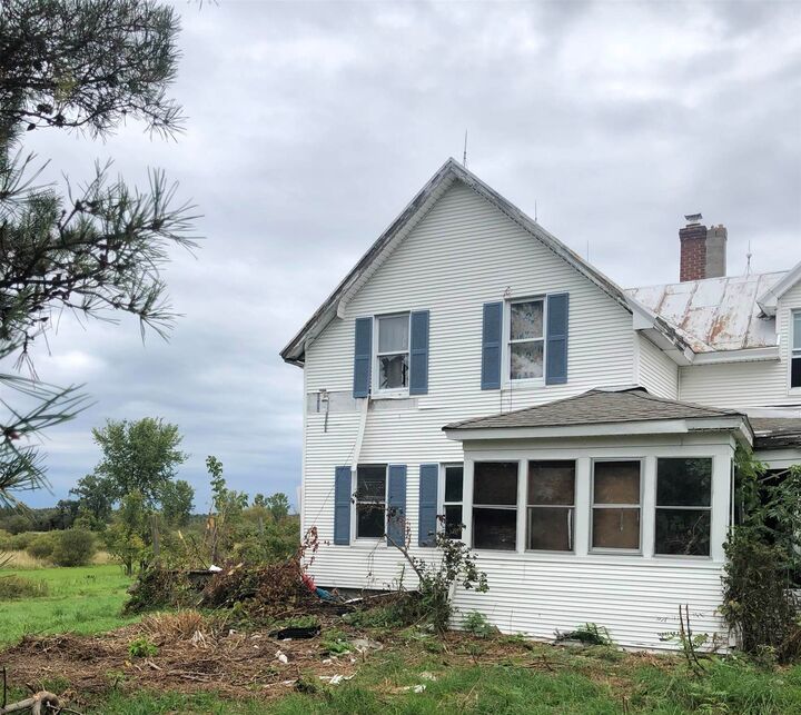 Property Photo:  42 Penell Road  VT 05488 