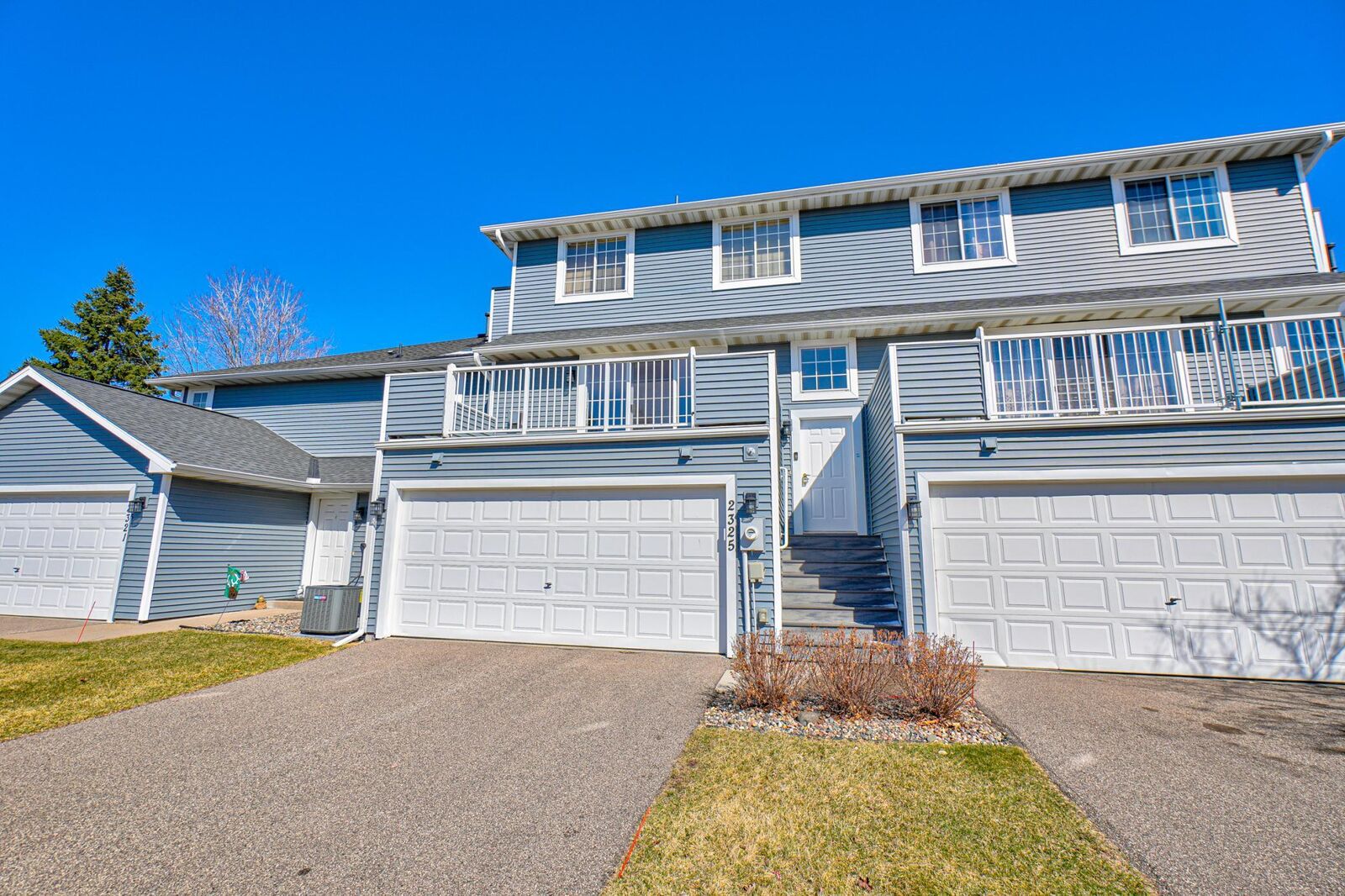 Property Photo:  2325 E 117th Street 35  MN 55337 