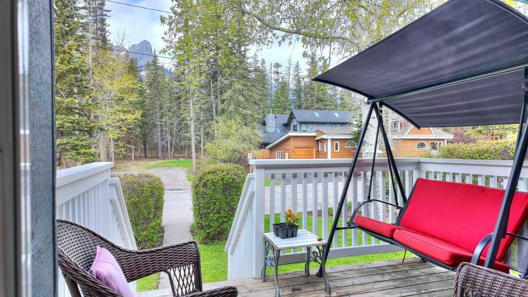 Property Photo: 1001 9 Avenue AB T1W 1Z5