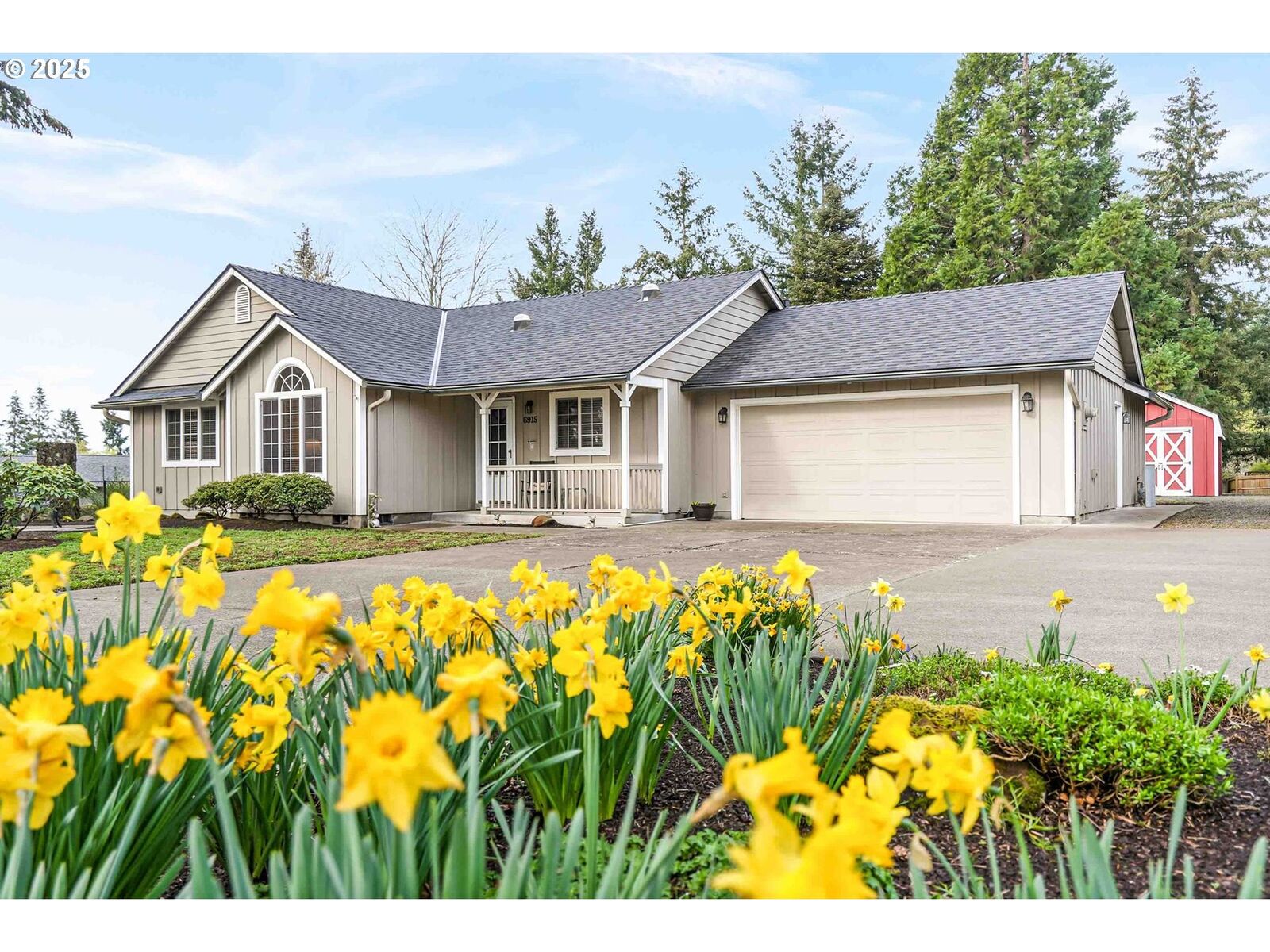 Property Photo:  6915 Wildwind Dr SE  OR 97392 