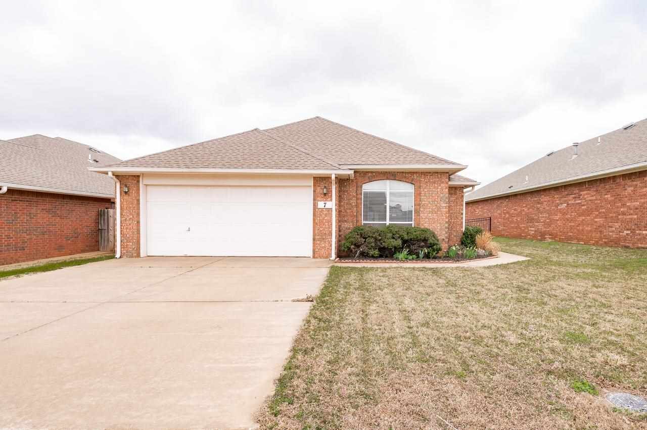 Property Photo:  7 Windsor Circle  OK 74074 