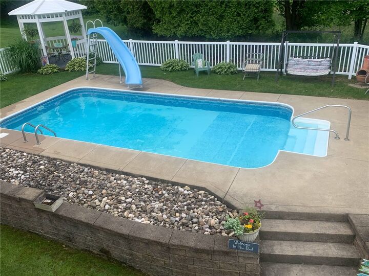 Property Photo:  114 Adella Ct  PA 15644 