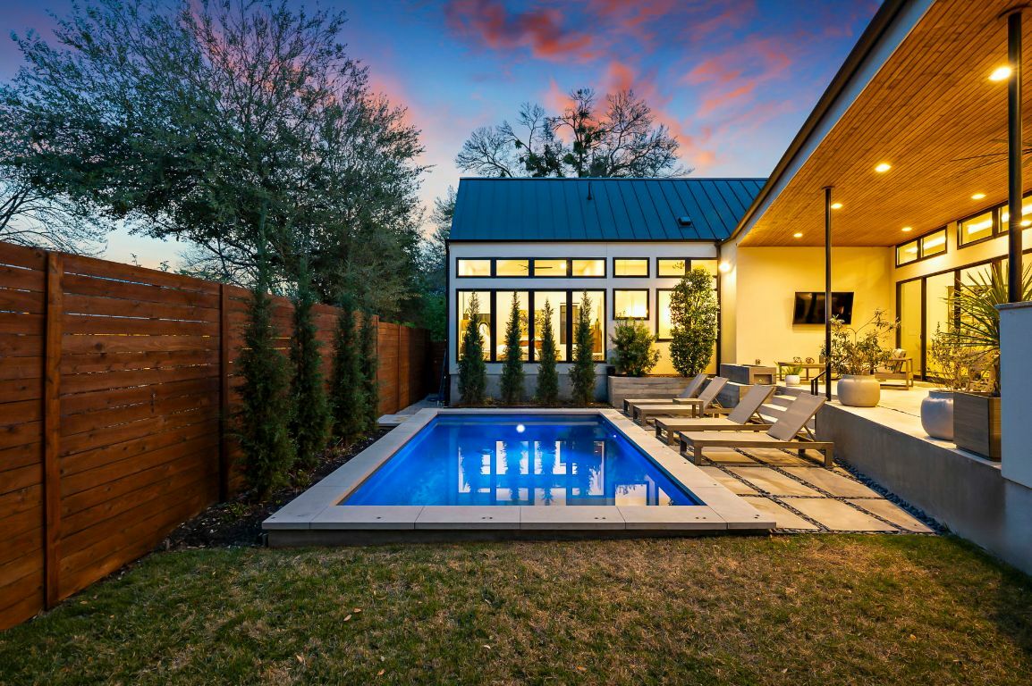 Property Photo:  2116 Kenwood Avenue  TX 78704 