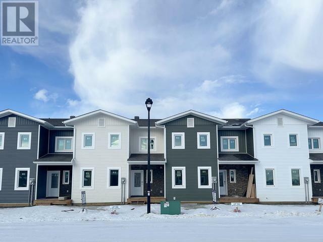 Property Photo:  223 Witch Hazel Drive  YT Y1A 5W5 