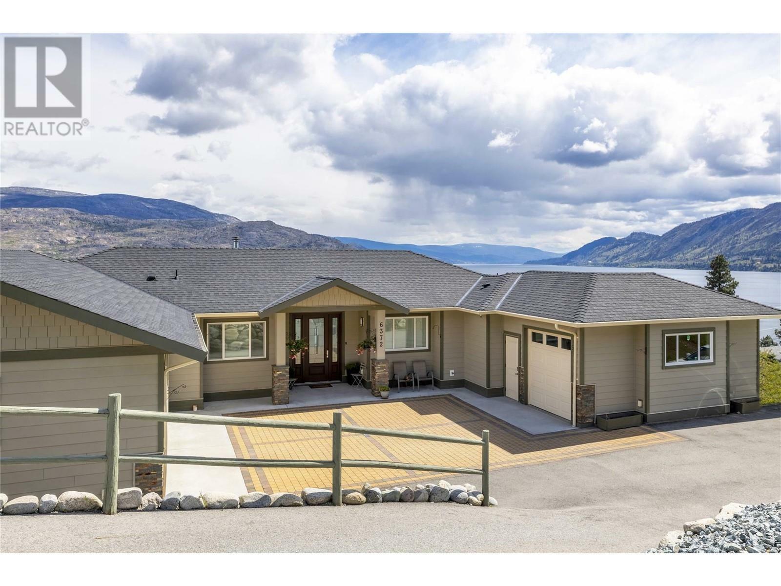Property Photo: 6372 Topham Place BC V0H 1X7