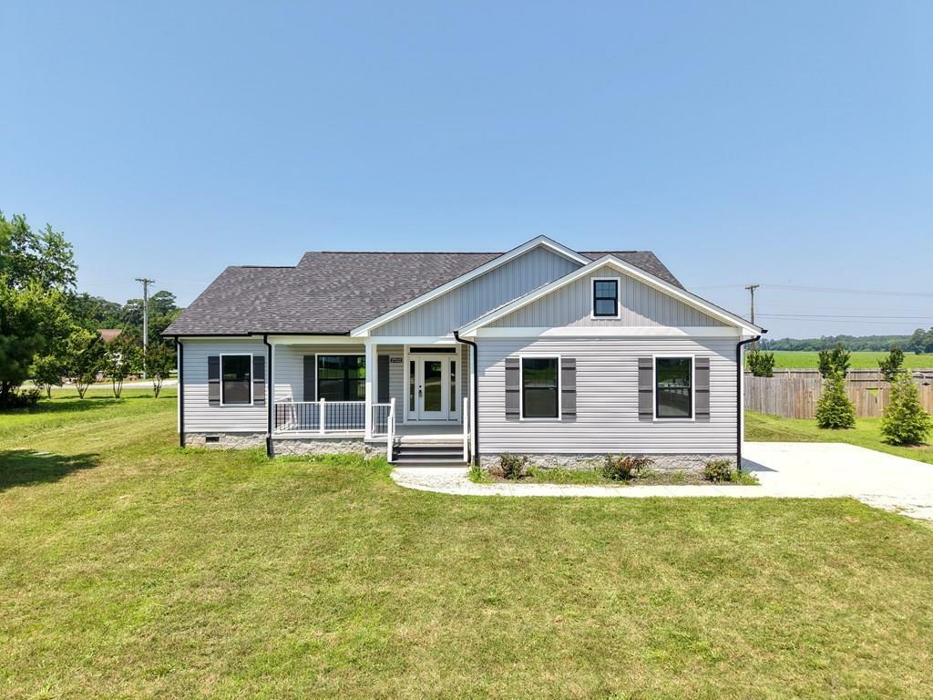 Property Photo: 27212 Castle Row VA 23310