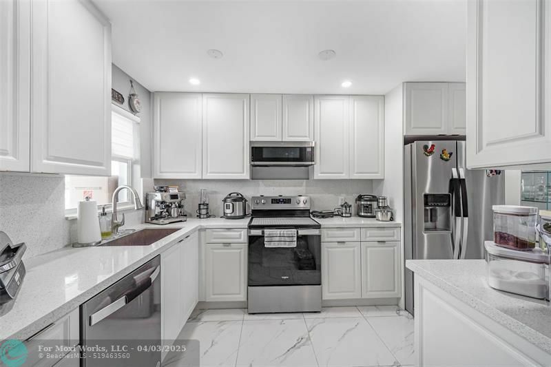 6650 Royal Palm Blvd  Pompano Beach FL 33063 photo