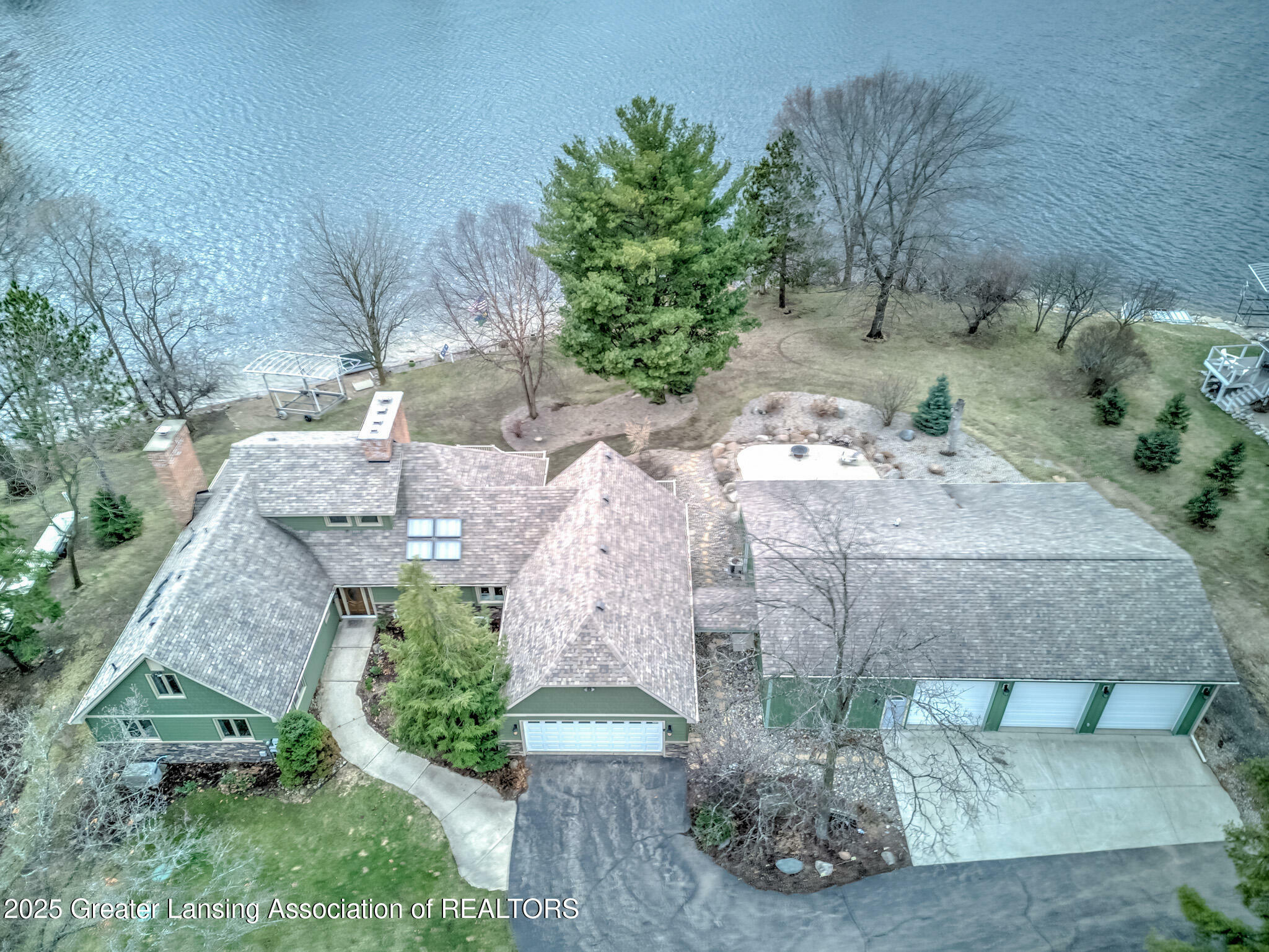 Property Photo: 6656 Peninsula Way MI 48848
