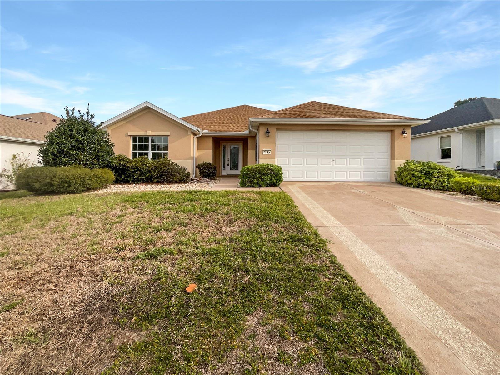 Property Photo: 9665 SE 125th Lane FL 34491