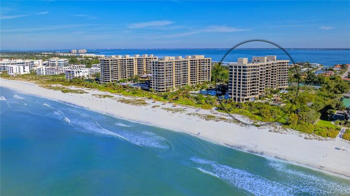 Property Photo: 1211 Gulf Of Mexico Drive 704 FL 34228
