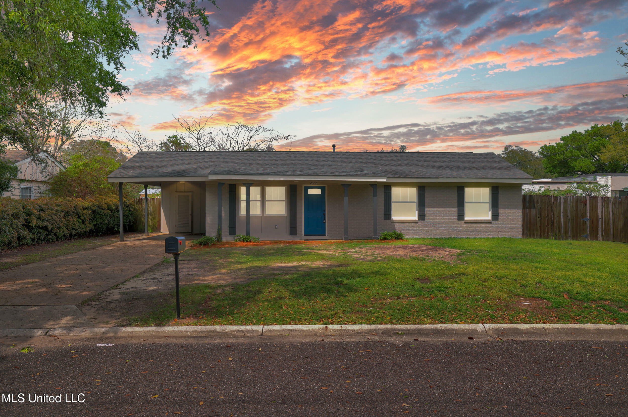 Property Photo: 2308 Arbor Drive MS 39531
