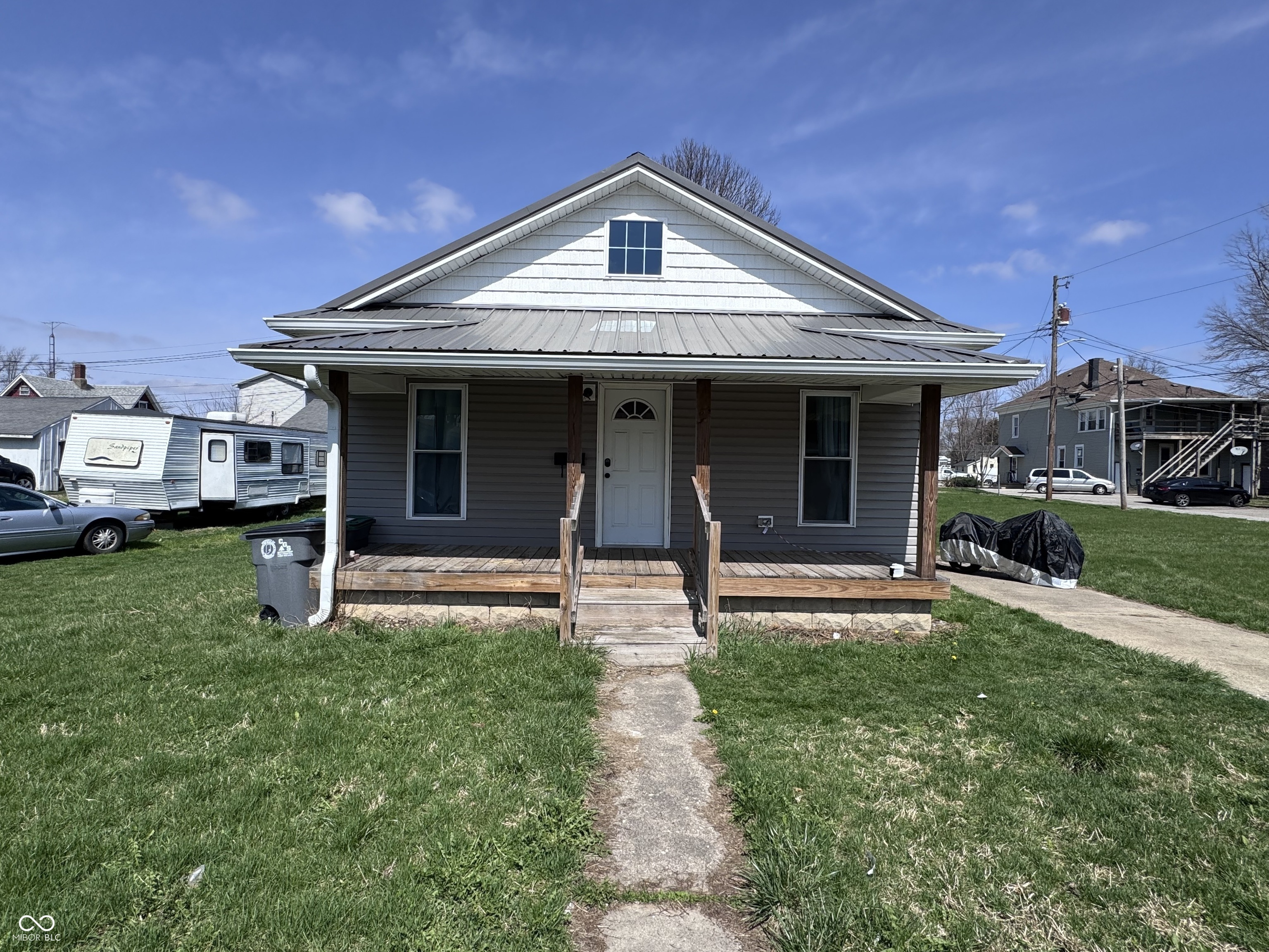 Property Photo: 426 W 1st Street IN 46173