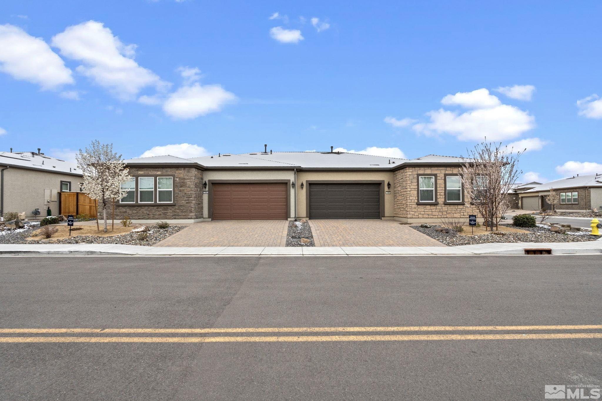 Property Photo: 7393 Oakmont Lane NV 89441