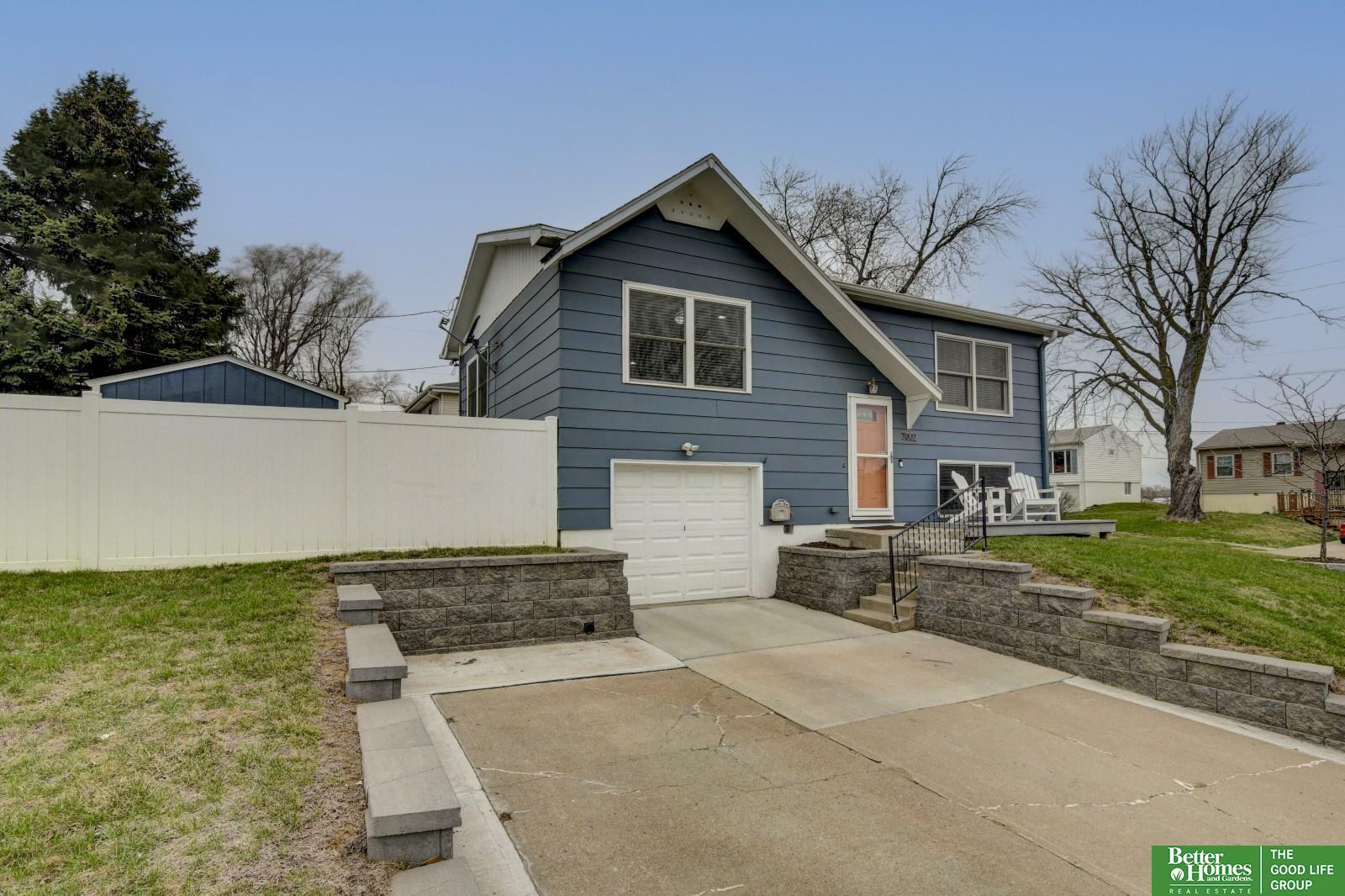 Property Photo: 7002 S 78 Street NE 68128