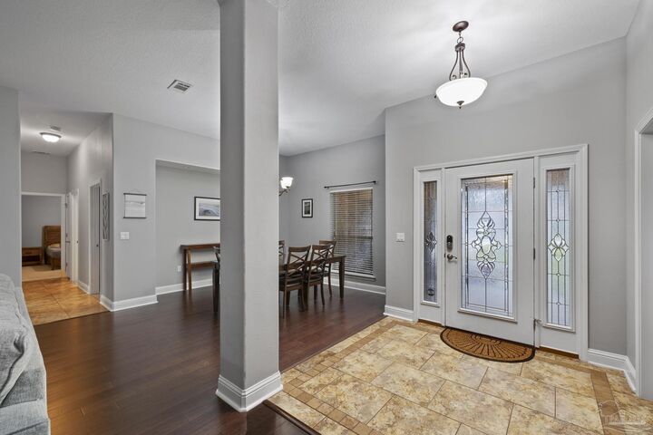 Property Photo:  2016 Anchor Dr  FL 32566 
