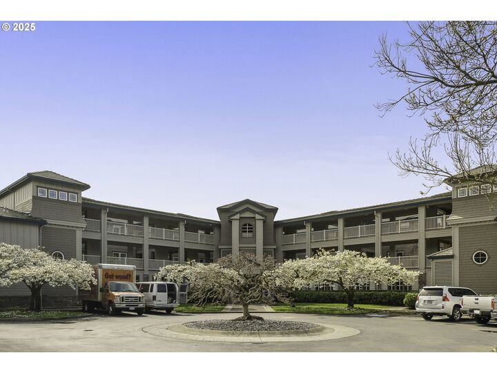 5401 SE Scenic Ln 101  Vancouver WA 98661 photo
