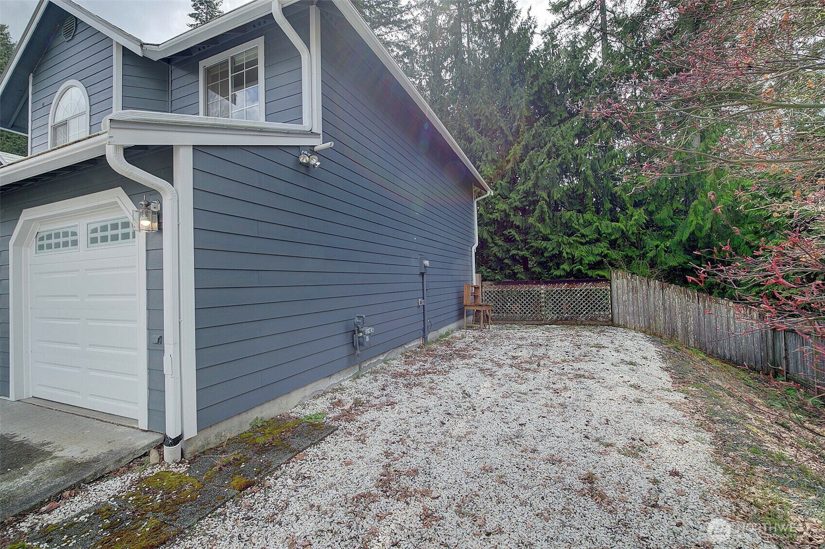 Property Photo: 10630 25th Place NE WA 98258