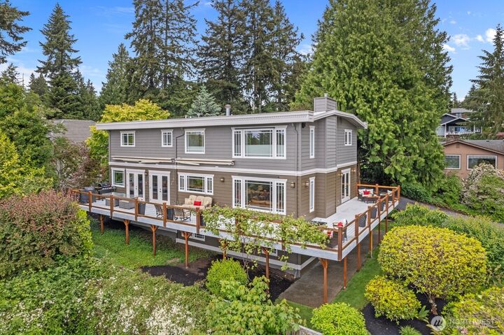 Property Photo: 11404 239th Place SW WA 98020