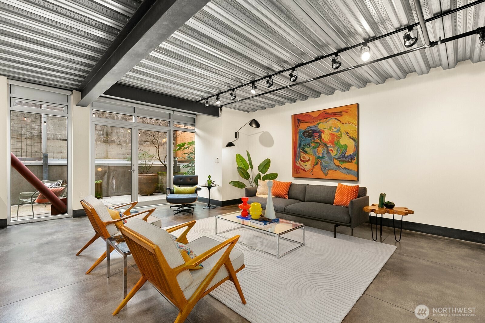 Property Photo: 1310 E Union Street 202 WA 98122