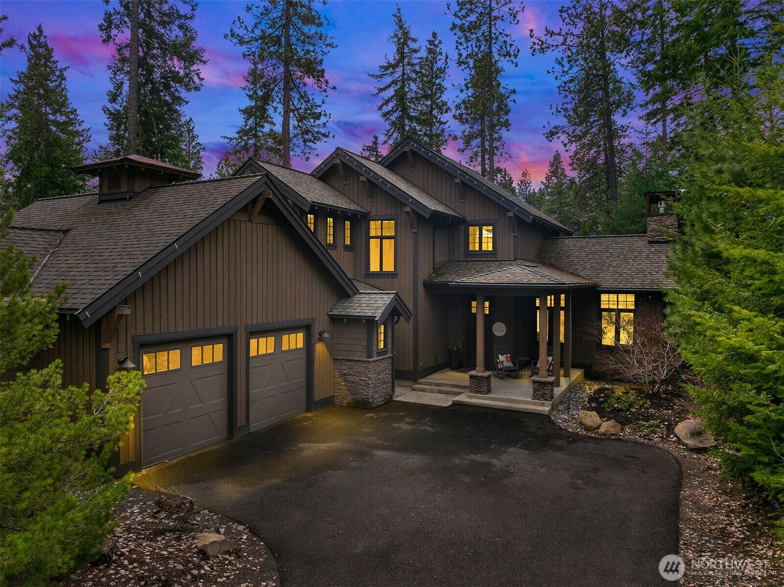 Property Photo:  100  Black Nugget Lane  WA 98922 