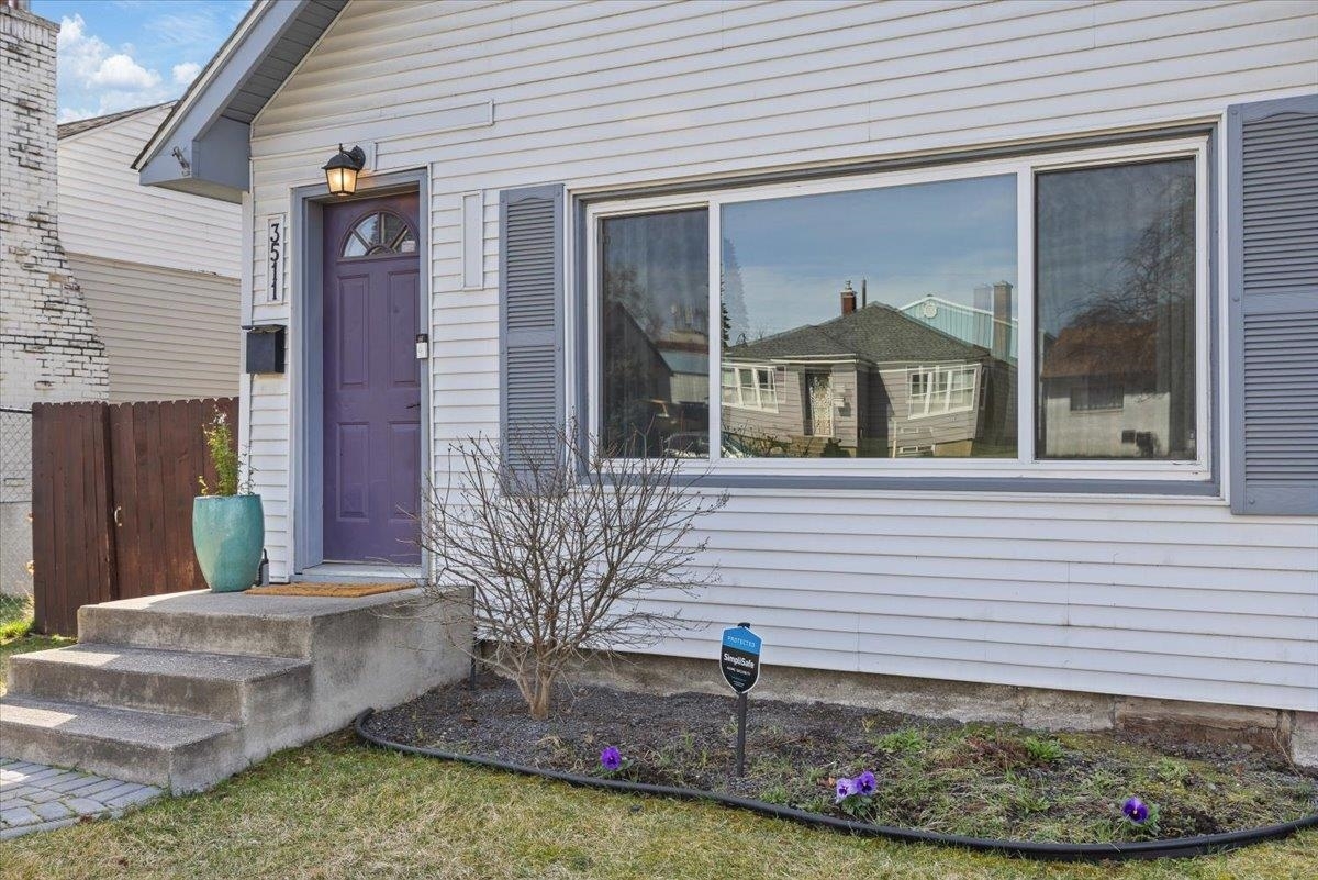 Property Photo: 3511 W Providence Ave WA 99205