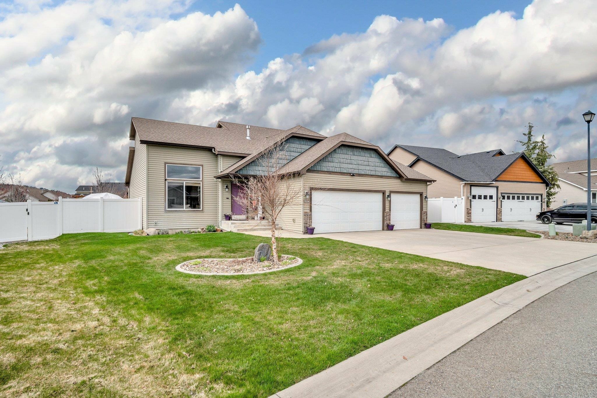 Property Photo: 3824 S Morrow Ln WA 99206