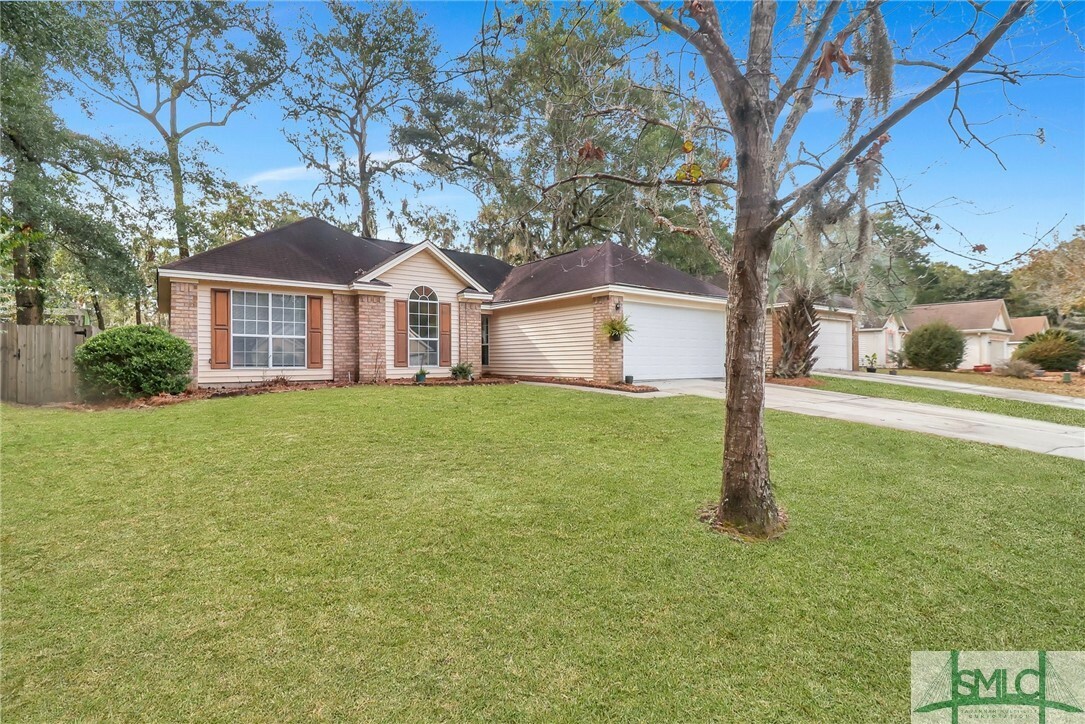 Property Photo: 116 Oak Pointe Trail GA 31419