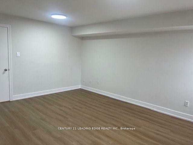 Photo de la propriété: 1567 Eglinton Avenue W 2F ON M6E 2G9