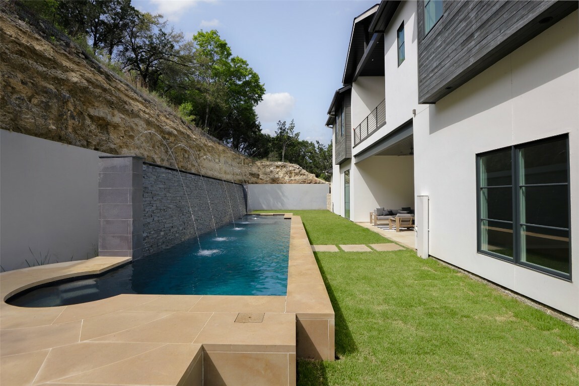 Property Photo: 2701 Toro Canyon Road B TX 78746