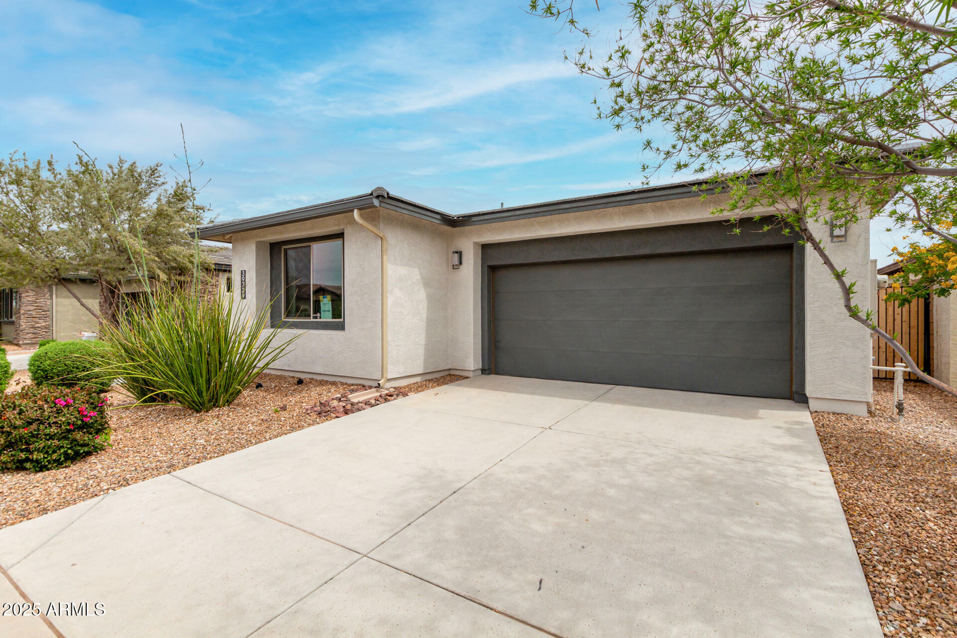 Property Photo: 39729 N Collins Lane AZ 85140